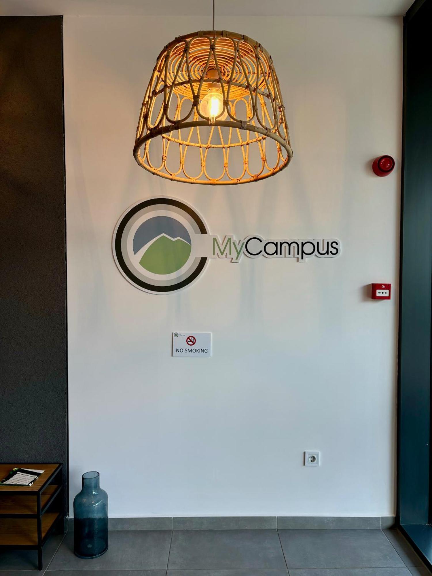 Mycampus Unwe Studentski Mountain Views Modern Kitchen Equipment Sofia Eksteriør billede